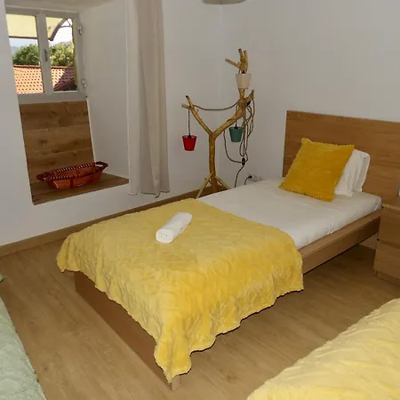 Ferienhaus Casa Con Parra De Uva Y Paz *